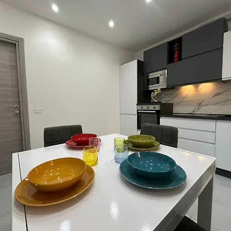 La Dolcevita Bed & Breakfast *